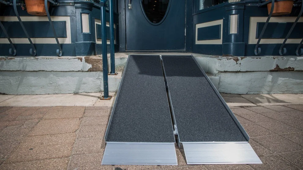 bifold-singlefold-nonskid